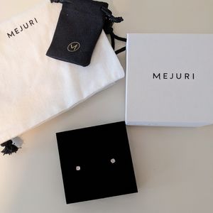Mejuri Round Topaz Studs